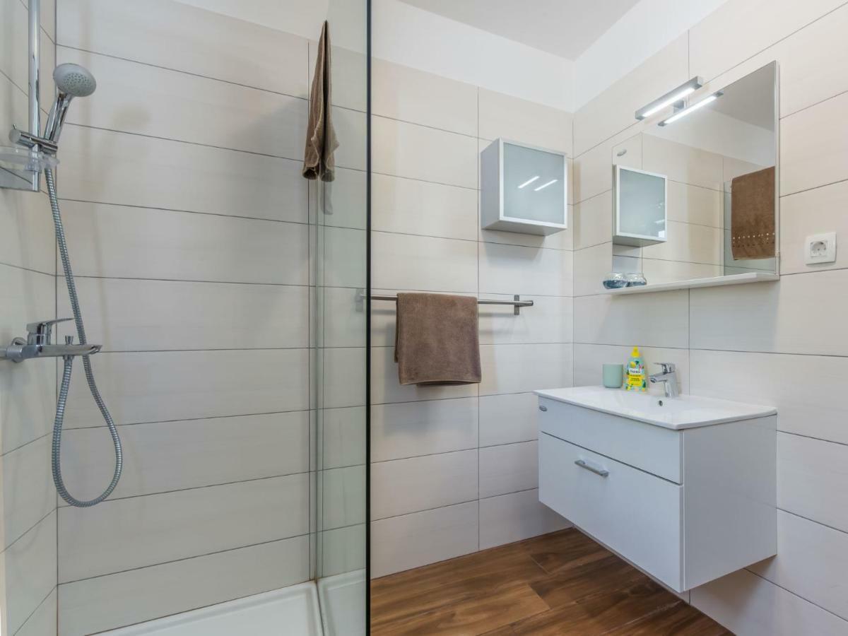 Holiday Home Villa Joy By Interhome Novigrad Istria Exterior foto