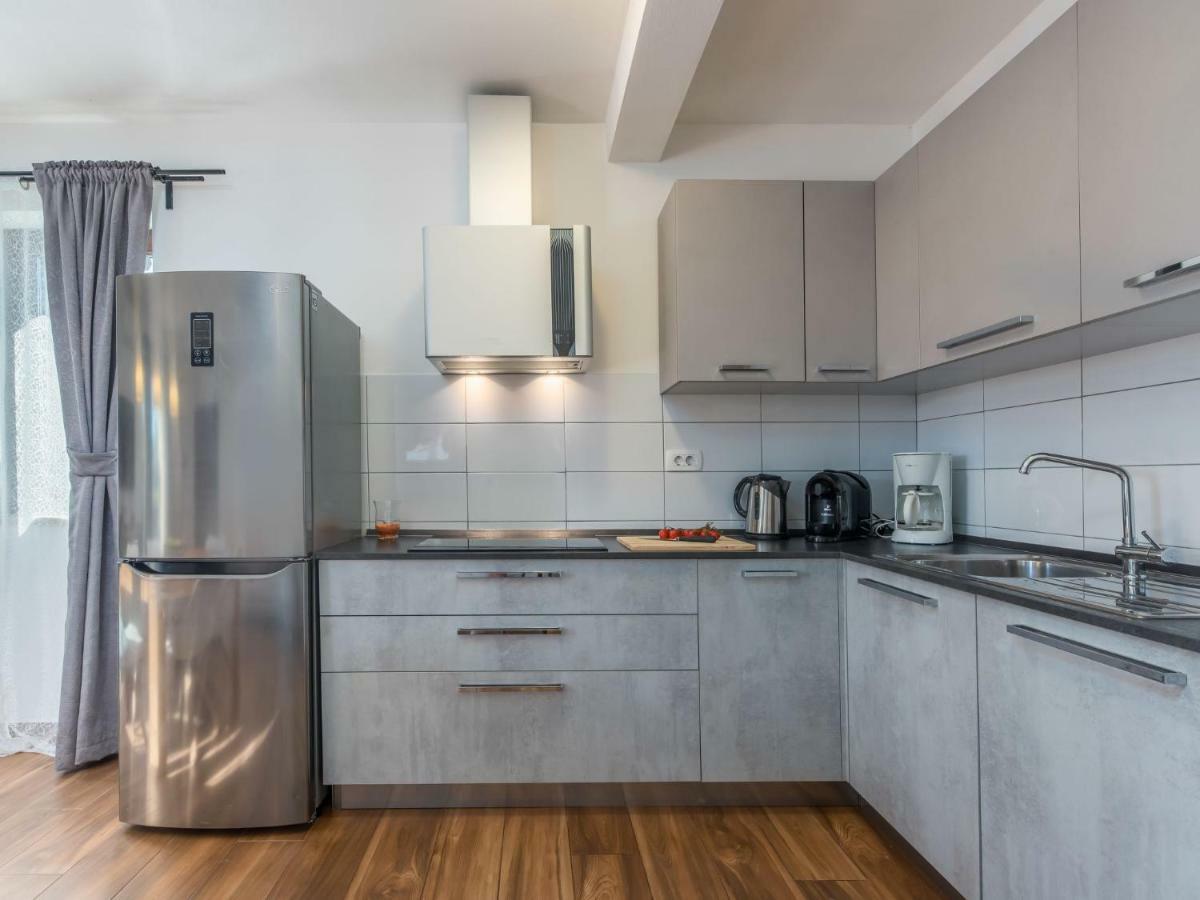 Holiday Home Villa Joy By Interhome Novigrad Istria Exterior foto