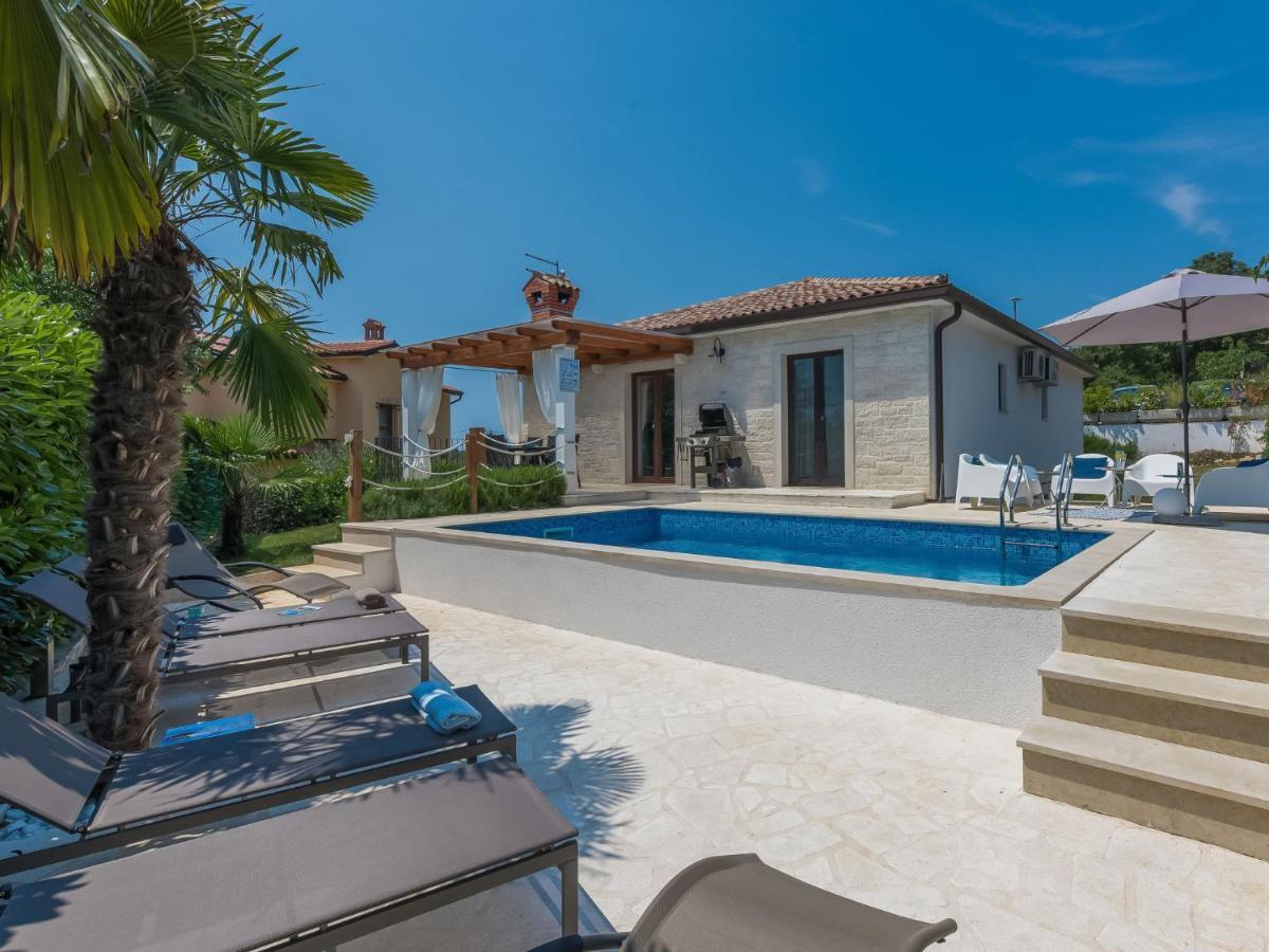 Holiday Home Villa Joy By Interhome Novigrad Istria Exterior foto