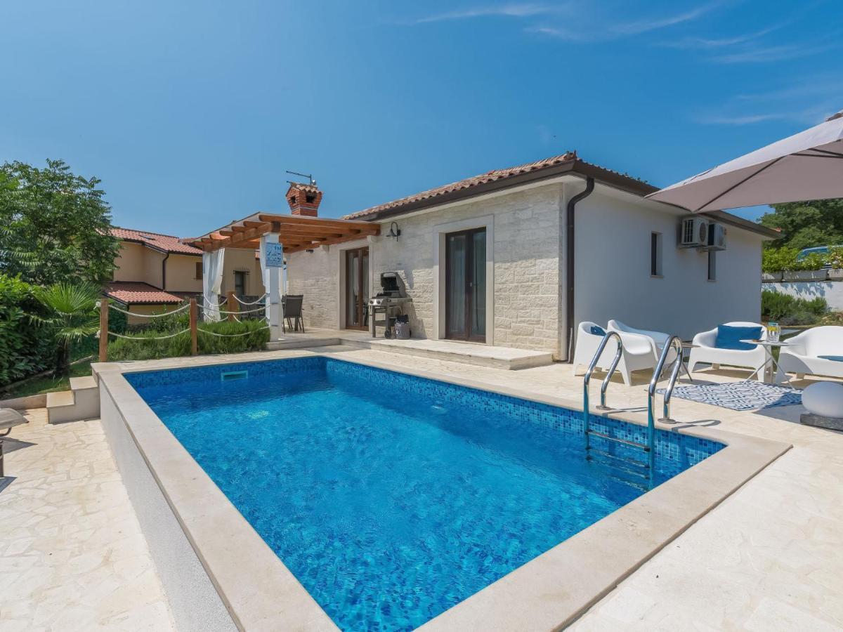 Holiday Home Villa Joy By Interhome Novigrad Istria Exterior foto
