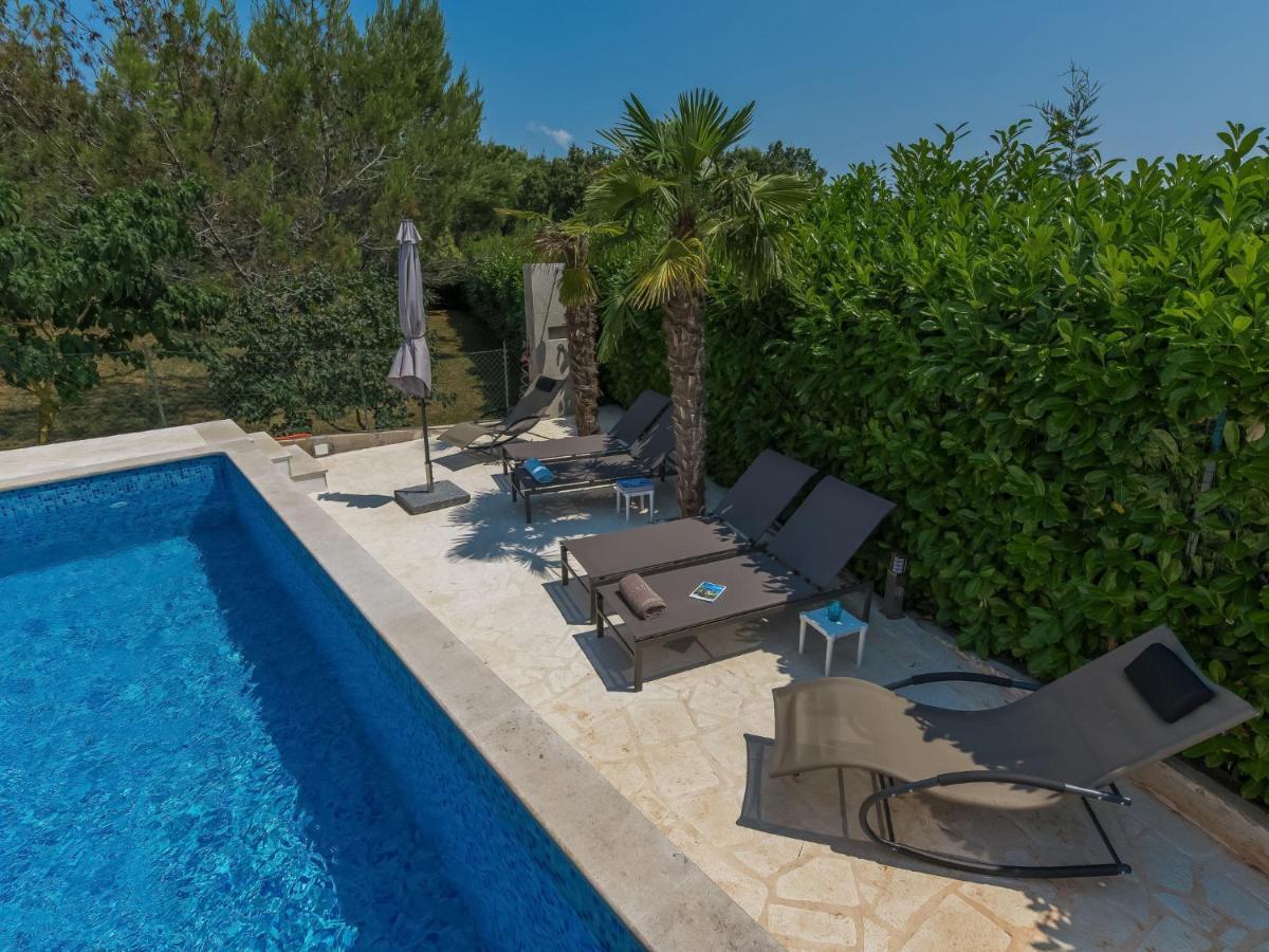 Holiday Home Villa Joy By Interhome Novigrad Istria Exterior foto